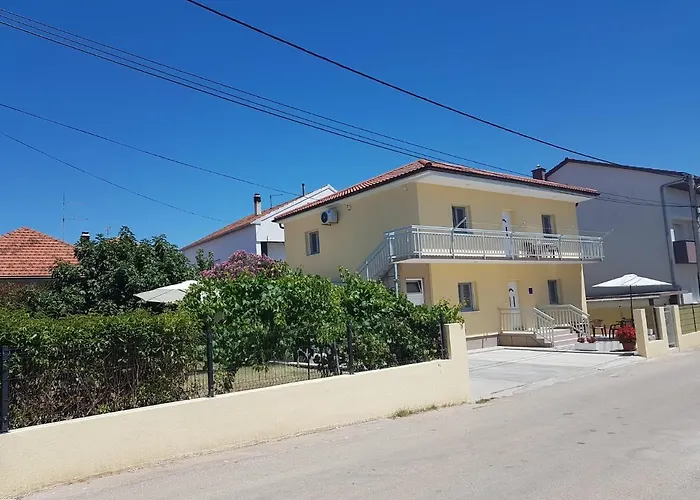 Apartament Ruza *